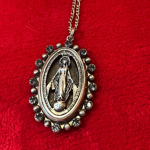 Virgins Saints & Angels Jewelry - Virgin Saint and Angels Milagrosa 17 inch chain swaroviski crystals